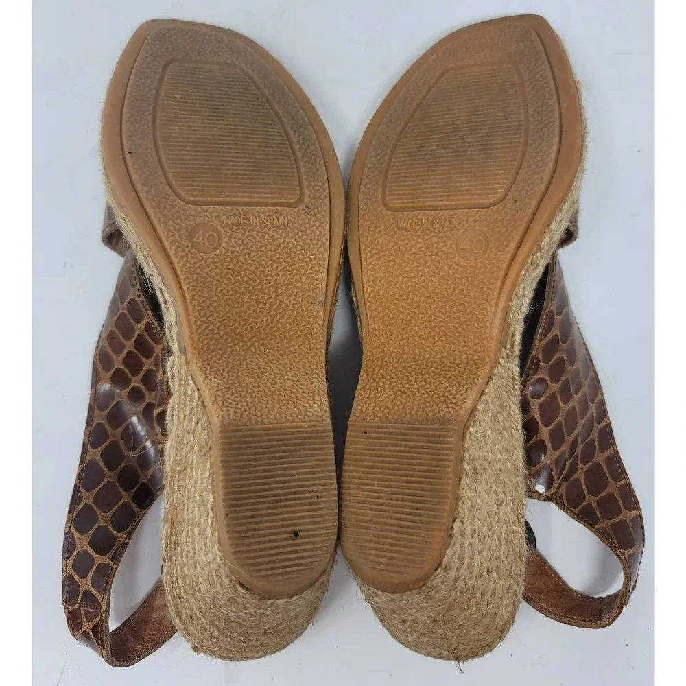 Andre Assous Espadrille Sandals Size 40 Open Toe Cross Strap Camel Print Brown